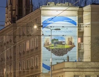 Ekologiczny mural Midea M-Thermal - walka ze smogiem w stolicy