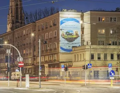 Ekologiczny mural Midea M-Thermal - walka ze smogiem w stolicy
